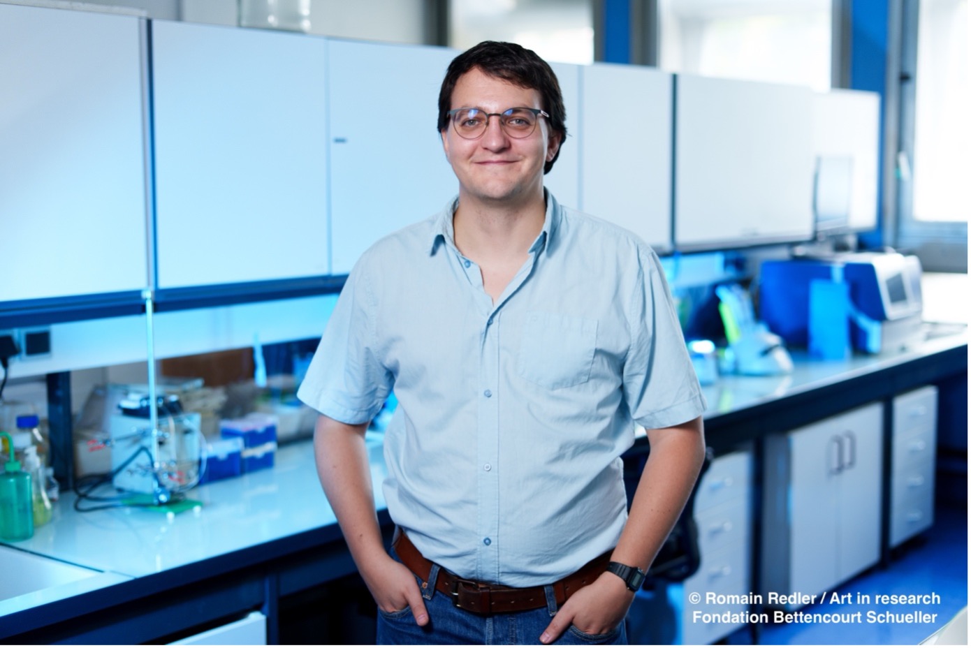 Gergő Gógl, laureate of the 2025 Impulscience® program for his work on transient protein interactions