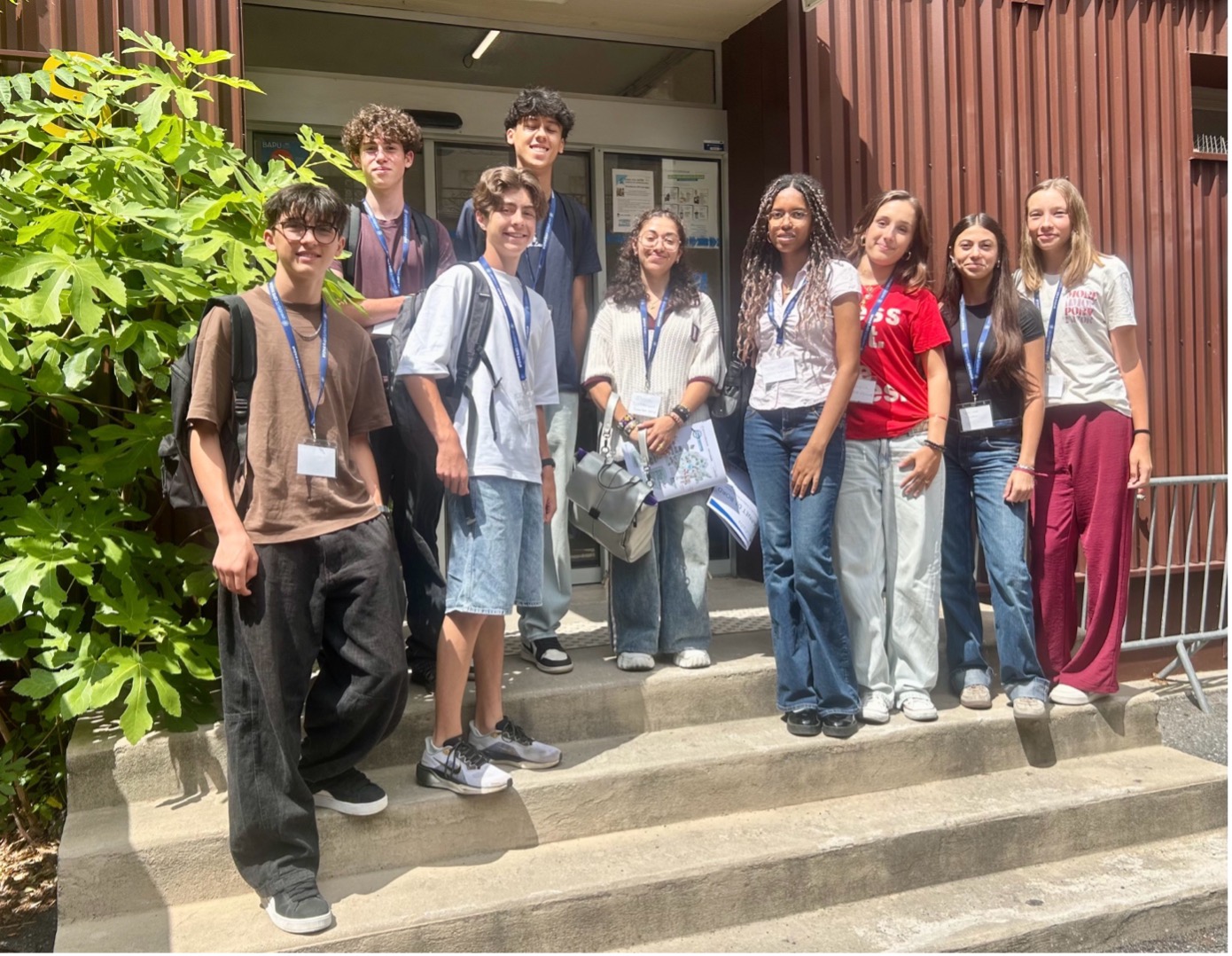 “Amazing, incredible, so much fun!”: Nine high school students immerse themselves in research at iBV